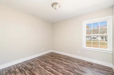 104 E Caroline Ave, Smithfield, NC 27577 photo 16