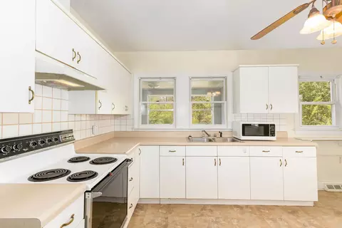 1406 Vickers Ave, Durham, NC 27707 photo 17