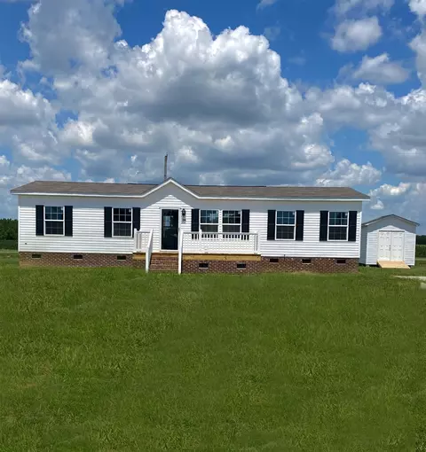 34 Ruddy Duck Ln, Pine Level, NC 27568