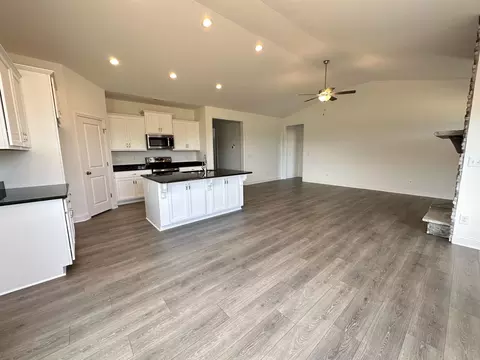 217 Jackson Pond Dr, Smithfield, NC 27577 photo 2