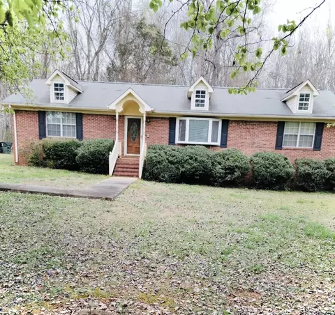 159 E Cornwallis St, Pittsboro, NC 27312 photo 1
