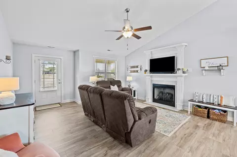 23 Landfall Ln, Smithfield, NC 27577 photo 9