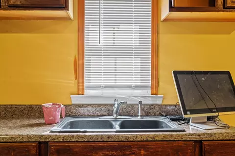641 Gentry Dr, Erwin, NC 28339 photo 8