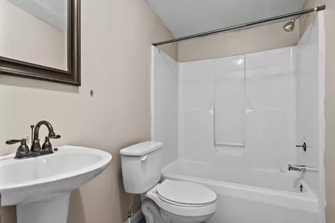 641 Gentry Dr, Erwin, NC 28339 photo 13