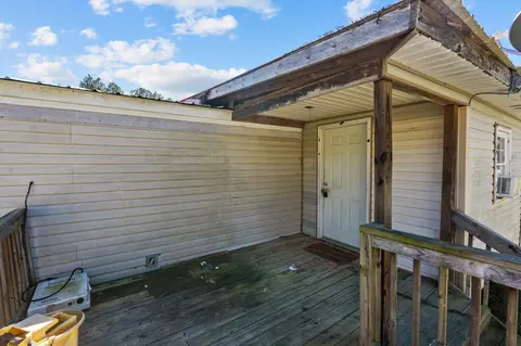 641 Gentry Dr, Erwin, NC 28339 photo 3