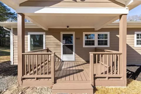 807 Justice St, Durham, NC 27704 photo 5