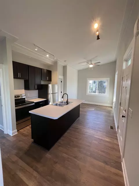 325 Dowd St, Durham, NC 27701 photo 3