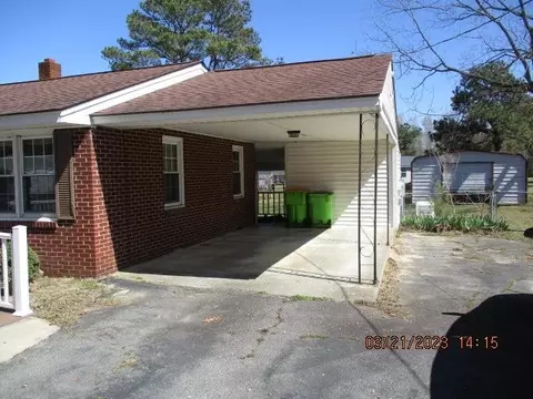 1309 Edwards St, Weldon, NC 27890 photo 2