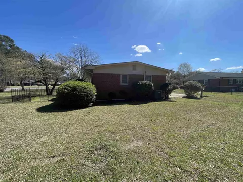 607 Davis Ave, Dunn, NC 28334 photo 5