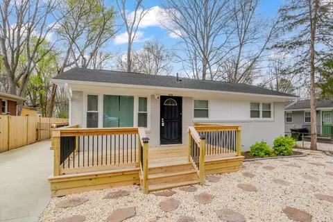 618 Troy St, Durham, NC 27703 photo 6