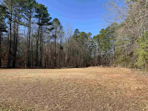 108 S Benjamin Harrison Ln, Henderson, NC 27537