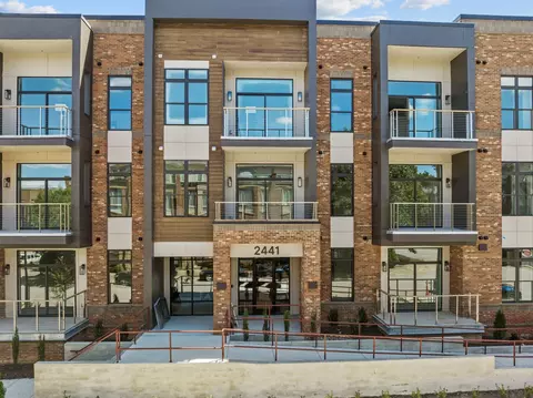 2441 Campus Shore Dr #412, Raleigh, NC 27606