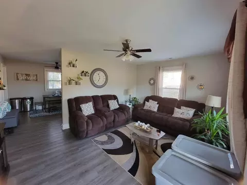 715 Shay Dr, Durham, NC 27704 photo 9