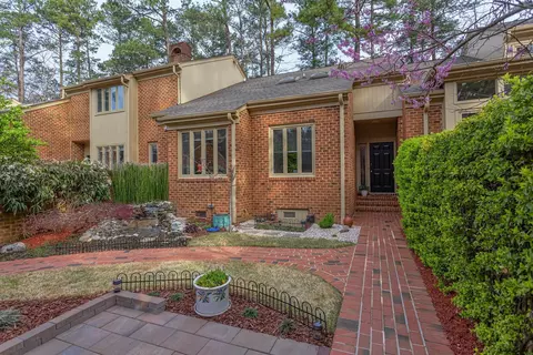 3 Innisfree Dr, Durham, NC 27707 photo 3