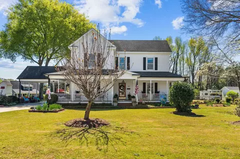 407 Old Post Rd, Erwin, NC 28339 photo 1