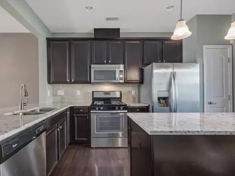 12 Pilatus Dr, Durham, NC 27705 photo 3