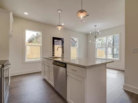 2402 Thorne St, Durham, NC 27704 photo 13