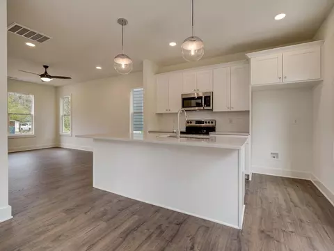 2402 Thorne St, Durham, NC 27704 photo 11