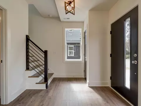 2402 Thorne St, Durham, NC 27704 photo 4
