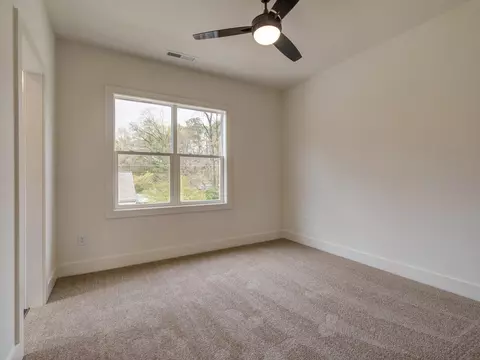 2402 Thorne St, Durham, NC 27704 photo 31