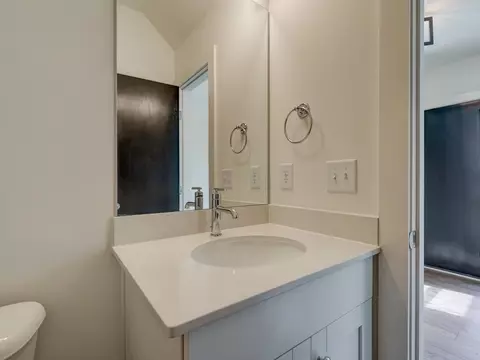 2402 Thorne St, Durham, NC 27704 photo 20