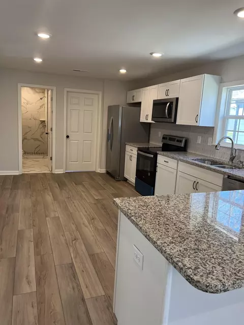 1273 Pointer St, Roxboro, NC 27573 photo 5