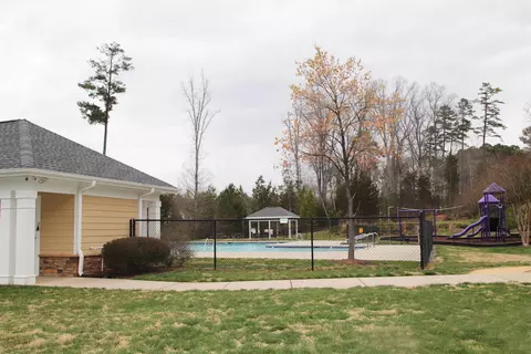 312 Hillview Dr, Durham, NC 27703 photo 32