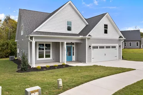 100 Hampton Ct, Oxford, NC 27565