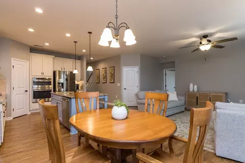 911 Dashwood Dr, Durham, NC 27703 photo 8