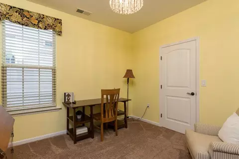 911 Dashwood Dr, Durham, NC 27703 photo 17