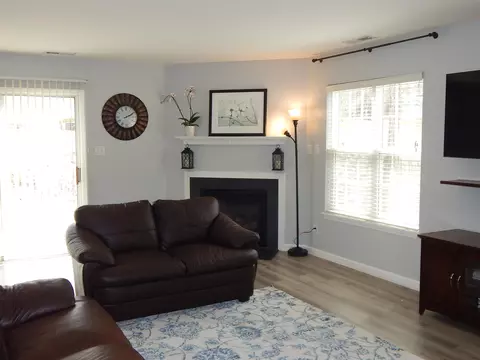 112 Student Pl, Durham, NC 27713 photo 9
