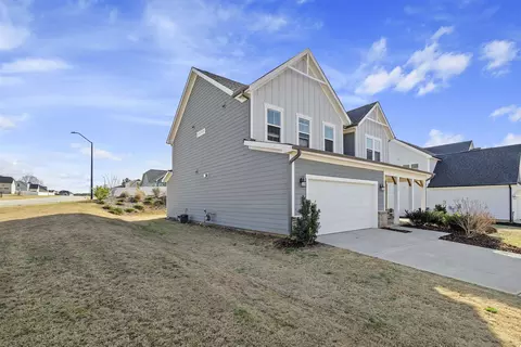 17 Buddy Ct, Garner, NC 27529 photo 2