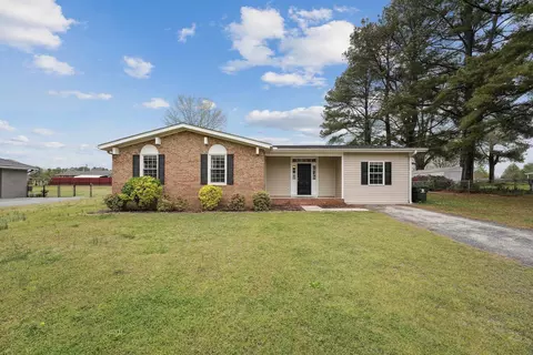 502 W A St, Erwin, NC 28339 photo 1