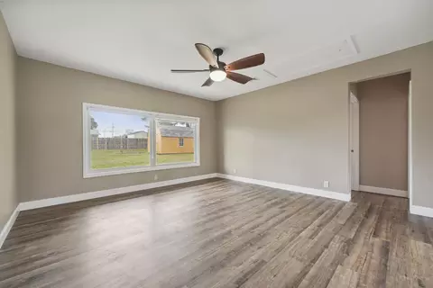 502 W A St, Erwin, NC 28339 photo 6