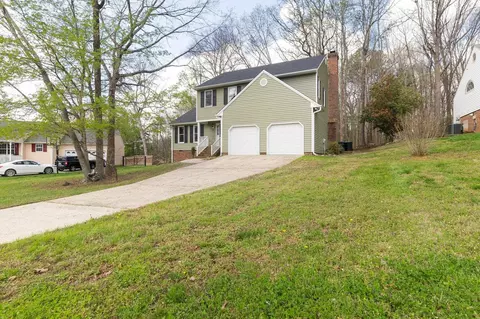 10 Sandhurst Ct, Durham, NC 27712 photo 2