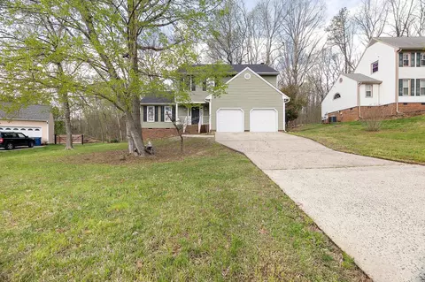 10 Sandhurst Ct, Durham, NC 27712