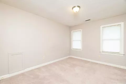 10 Sandhurst Ct, Durham, NC 27712 photo 20
