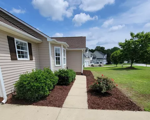 865 Blue Garden Ln, Willow Spring, NC 27592 photo 2