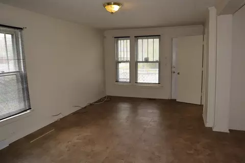 417 End Ave, Durham, NC 27703 photo 2