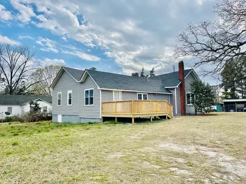 201 Division St, Norlina, NC 27563