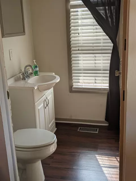 147 E Main St, Coats, NC 27521 photo 36