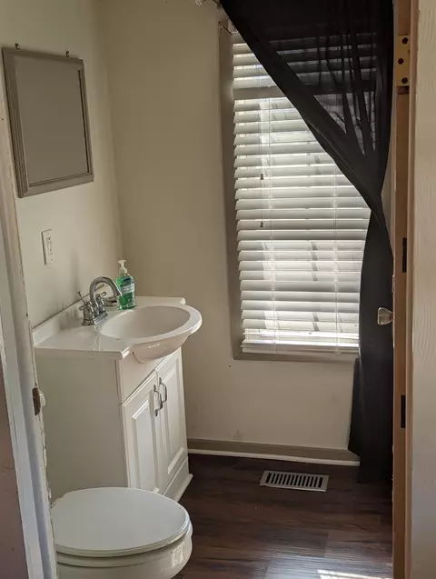 147 E Main St, Coats, NC 27521 photo 35