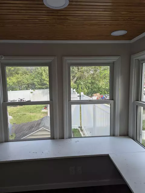 147 E Main St, Coats, NC 27521 photo 8