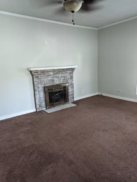 147 E Main St, Coats, NC 27521 photo 5
