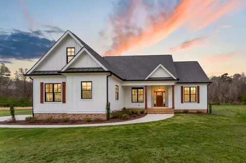 44 Leighann Ct, Timberlake, NC 27583