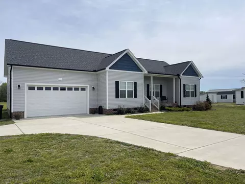 3027 Fairground Rd, Dunn, NC 28334 photo 1
