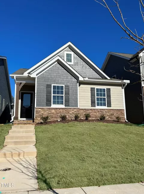 421 Haywood Glen Dr, Knightdale, NC 27545