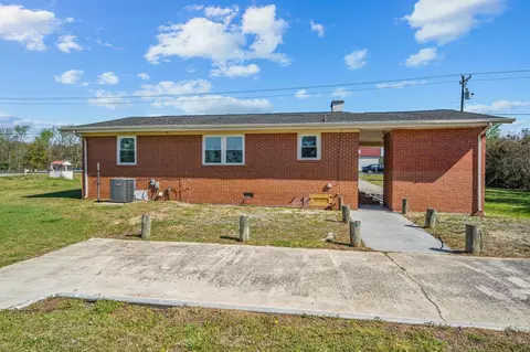 4248 E Us Highway 70 E, Smithfield, NC 27577 photo 3