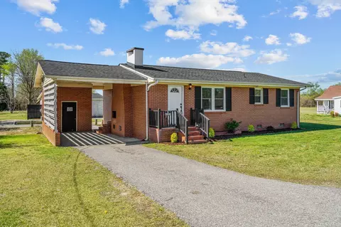 4248 E Us Highway 70 E, Smithfield, NC 27577 photo 1
