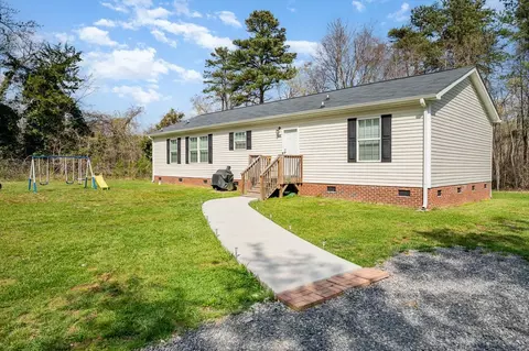 512 Baldwin Rd, Graham, NC 27253 photo 1